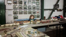 Ferroamigos Club Escobar, is a museum and Argentinian model railroading club in Escobar, Argentina. Learn more about Argentina Ferroamigos Club in Escobar and see what Ferroamigos Club in Escobar has to offer in model trains in Argentina, So visit Argentina Ferroamigos Club in Escobar At www.krafttrains.com.
Ferroamigos Club Escobar, es un museo y club ferroviario modelo argentino en Escobar, Argentina. Conozca más sobre Argentina Ferroamigos Club en Escobar y vea lo que Ferroamigos Club en Escobar tiene para ofrecer en modelos de trenes en Argentina, así que visite Argentina Ferroamigos Club en Escobar En www.krafttrains.com.
