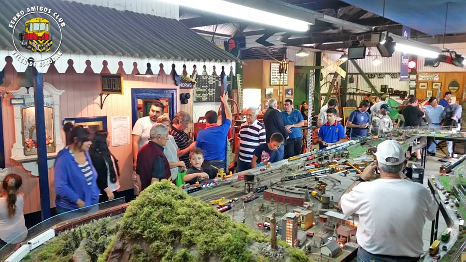 Ferroamigos Club Escobar, is a museum and Argentinian model railroading club in Escobar, Argentina. Learn more about Argentina Ferroamigos Club in Escobar and see what Ferroamigos Club in Escobar has to offer in model trains in Argentina, So visit Argentina Ferroamigos Club in Escobar At www.krafttrains.com.
Ferroamigos Club Escobar, es un museo y club ferroviario modelo argentino en Escobar, Argentina. Conozca más sobre Argentina Ferroamigos Club en Escobar y vea lo que Ferroamigos Club en Escobar tiene para ofrecer en modelos de trenes en Argentina, así que visite Argentina Ferroamigos Club en Escobar En www.krafttrains.com.
