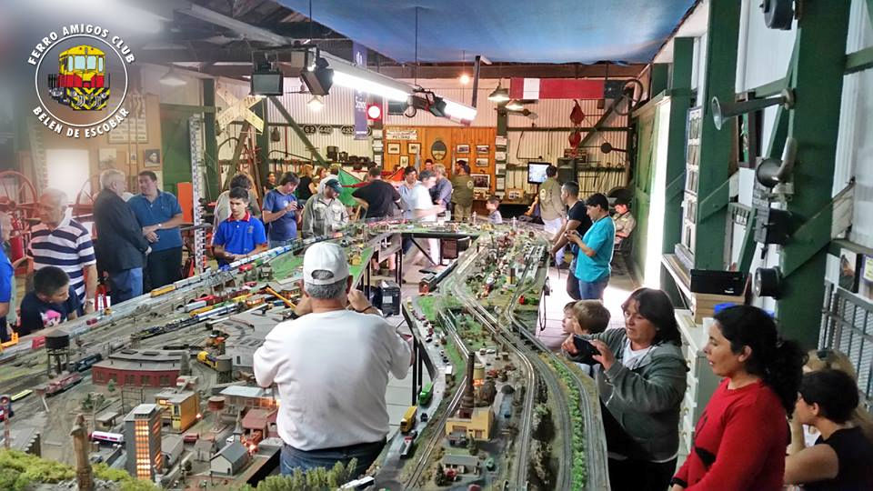 Ferroamigos Club Escobar, is a museum and Argentinian model railroading club in Escobar, Argentina. Learn more about Argentina Ferroamigos Club in Escobar and see what Ferroamigos Club in Escobar has to offer in model trains in Argentina, So visit Argentina Ferroamigos Club in Escobar At www.krafttrains.com.
Ferroamigos Club Escobar, es un museo y club ferroviario modelo argentino en Escobar, Argentina. Conozca más sobre Argentina Ferroamigos Club en Escobar y vea lo que Ferroamigos Club en Escobar tiene para ofrecer en modelos de trenes en Argentina, así que visite Argentina Ferroamigos Club en Escobar En www.krafttrains.com.
