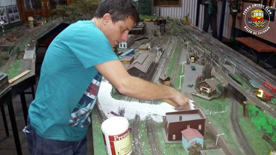 Ferroamigos Club Escobar, is a museum and Argentinian model railroading club in Escobar, Argentina. Learn more about Argentina Ferroamigos Club in Escobar and see what Ferroamigos Club in Escobar has to offer in model trains in Argentina, So visit Argentina Ferroamigos Club in Escobar At www.krafttrains.com.
Ferroamigos Club Escobar, es un museo y club ferroviario modelo argentino en Escobar, Argentina. Conozca más sobre Argentina Ferroamigos Club en Escobar y vea lo que Ferroamigos Club en Escobar tiene para ofrecer en modelos de trenes en Argentina, así que visite Argentina Ferroamigos Club en Escobar En www.krafttrains.com.
