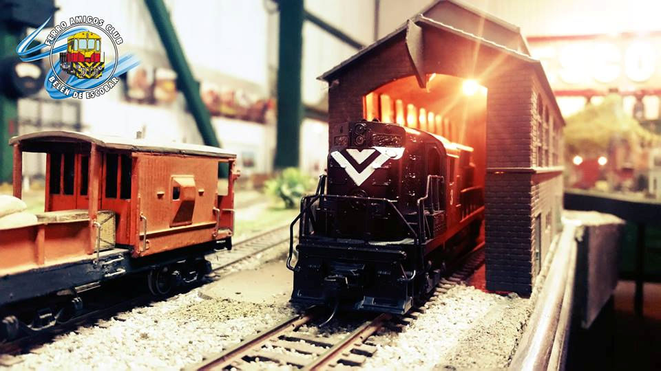 Ferroamigos Club Escobar, is a museum and Argentinian model railroading club in Escobar, Argentina. Learn more about Argentina Ferroamigos Club in Escobar and see what Ferroamigos Club in Escobar has to offer in model trains in Argentina, So visit Argentina Ferroamigos Club in Escobar At www.krafttrains.com.
Ferroamigos Club Escobar, es un museo y club ferroviario modelo argentino en Escobar, Argentina. Conozca más sobre Argentina Ferroamigos Club en Escobar y vea lo que Ferroamigos Club en Escobar tiene para ofrecer en modelos de trenes en Argentina, así que visite Argentina Ferroamigos Club en Escobar En www.krafttrains.com.
