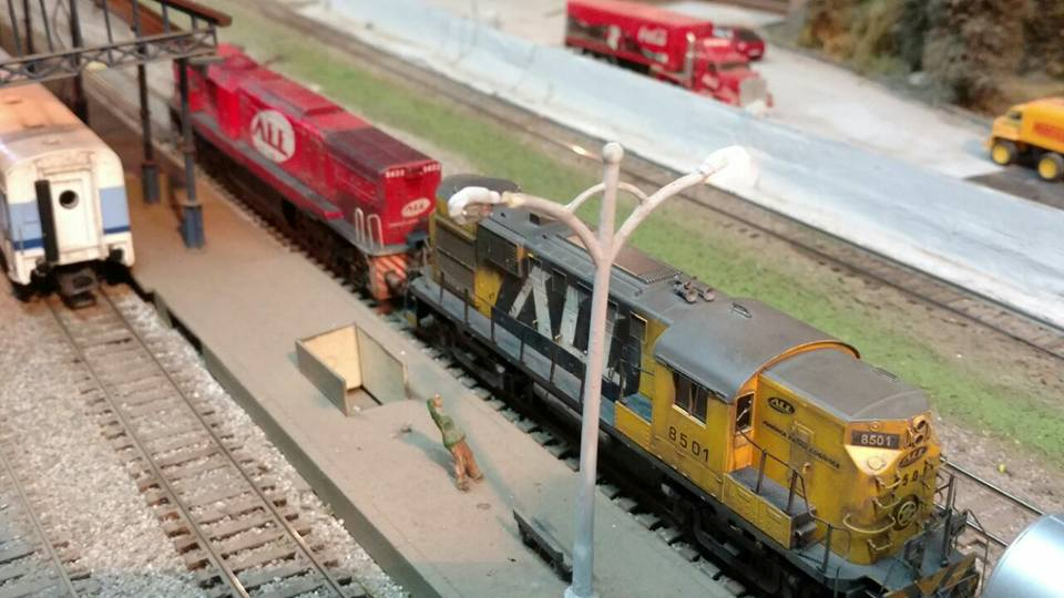 Ferroamigos Club Escobar, is a museum and Argentinian model railroading club in Escobar, Argentina. Learn more about Argentina Ferroamigos Club in Escobar and see what Ferroamigos Club in Escobar has to offer in model trains in Argentina, So visit Argentina Ferroamigos Club in Escobar At www.krafttrains.com.
Ferroamigos Club Escobar, es un museo y club ferroviario modelo argentino en Escobar, Argentina. Conozca más sobre Argentina Ferroamigos Club en Escobar y vea lo que Ferroamigos Club en Escobar tiene para ofrecer en modelos de trenes en Argentina, así que visite Argentina Ferroamigos Club en Escobar En www.krafttrains.com.
