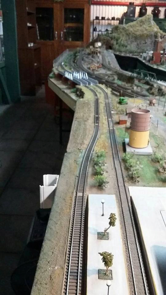 Ferroamigos Club Escobar, is a museum and Argentinian model railroading club in Escobar, Argentina. Learn more about Argentina Ferroamigos Club in Escobar and see what Ferroamigos Club in Escobar has to offer in model trains in Argentina, So visit Argentina Ferroamigos Club in Escobar At www.krafttrains.com.
Ferroamigos Club Escobar, es un museo y club ferroviario modelo argentino en Escobar, Argentina. Conozca más sobre Argentina Ferroamigos Club en Escobar y vea lo que Ferroamigos Club en Escobar tiene para ofrecer en modelos de trenes en Argentina, así que visite Argentina Ferroamigos Club en Escobar En www.krafttrains.com.
