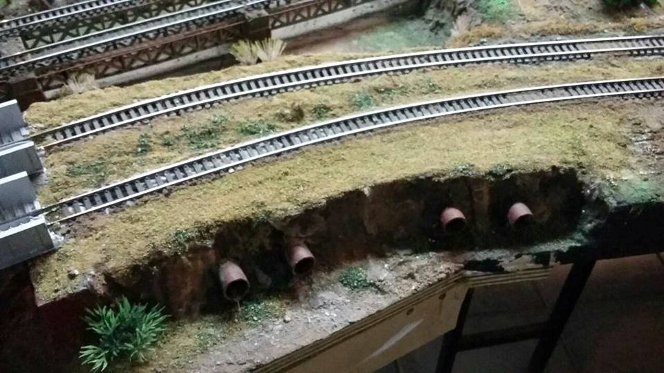 Ferroamigos Club Escobar, is a museum and Argentinian model railroading club in Escobar, Argentina. Learn more about Argentina Ferroamigos Club in Escobar and see what Ferroamigos Club in Escobar has to offer in model trains in Argentina, So visit Argentina Ferroamigos Club in Escobar At www.krafttrains.com.
Ferroamigos Club Escobar, es un museo y club ferroviario modelo argentino en Escobar, Argentina. Conozca más sobre Argentina Ferroamigos Club en Escobar y vea lo que Ferroamigos Club en Escobar tiene para ofrecer en modelos de trenes en Argentina, así que visite Argentina Ferroamigos Club en Escobar En www.krafttrains.com.
