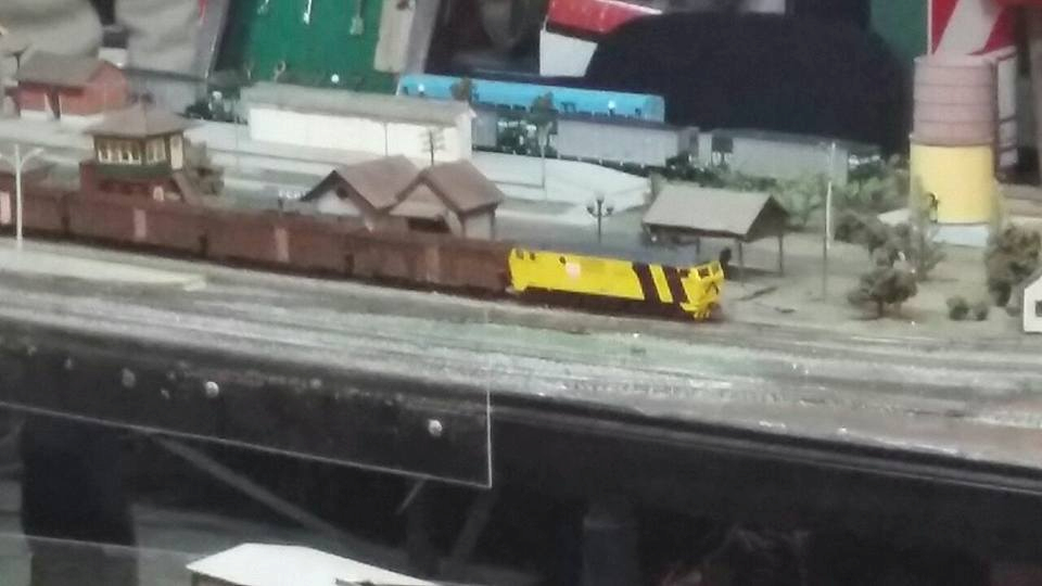 Ferroamigos Club Escobar, is a museum and Argentinian model railroading club in Escobar, Argentina. Learn more about Argentina Ferroamigos Club in Escobar and see what Ferroamigos Club in Escobar has to offer in model trains in Argentina, So visit Argentina Ferroamigos Club in Escobar At www.krafttrains.com.
Ferroamigos Club Escobar, es un museo y club ferroviario modelo argentino en Escobar, Argentina. Conozca más sobre Argentina Ferroamigos Club en Escobar y vea lo que Ferroamigos Club en Escobar tiene para ofrecer en modelos de trenes en Argentina, así que visite Argentina Ferroamigos Club en Escobar En www.krafttrains.com.
