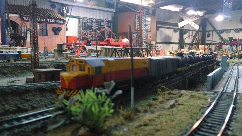 Ferroamigos Club Escobar, is a museum and Argentinian model railroading club in Escobar, Argentina. Learn more about Argentina Ferroamigos Club in Escobar and see what Ferroamigos Club in Escobar has to offer in model trains in Argentina, So visit Argentina Ferroamigos Club in Escobar At www.krafttrains.com.
Ferroamigos Club Escobar, es un museo y club ferroviario modelo argentino en Escobar, Argentina. Conozca más sobre Argentina Ferroamigos Club en Escobar y vea lo que Ferroamigos Club en Escobar tiene para ofrecer en modelos de trenes en Argentina, así que visite Argentina Ferroamigos Club en Escobar En www.krafttrains.com.
