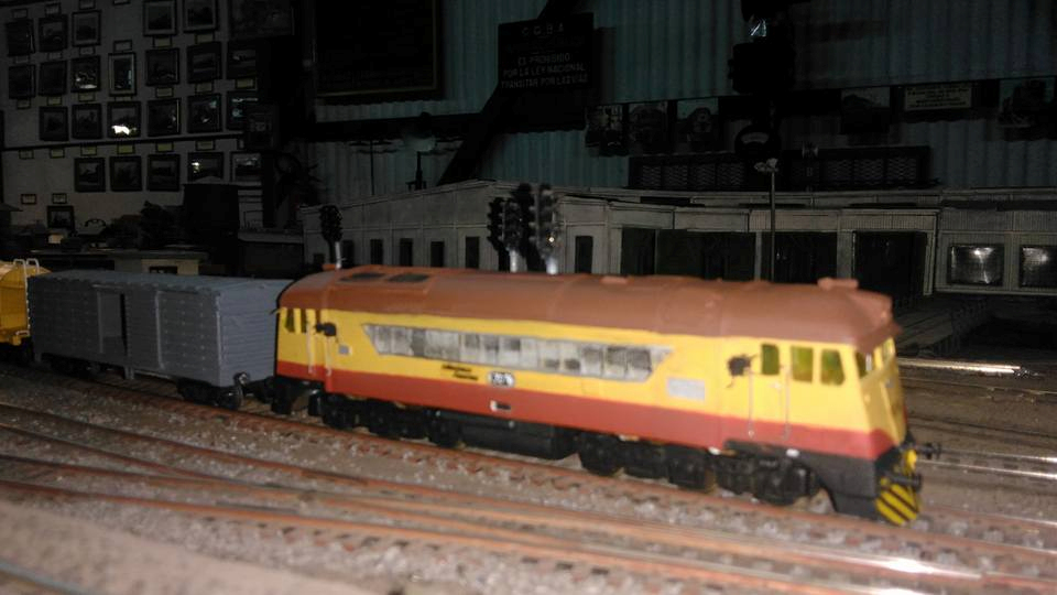 Ferroamigos Club Escobar, is a museum and Argentinian model railroading club in Escobar, Argentina. Learn more about Argentina Ferroamigos Club in Escobar and see what Ferroamigos Club in Escobar has to offer in model trains in Argentina, So visit Argentina Ferroamigos Club in Escobar At www.krafttrains.com.
Ferroamigos Club Escobar, es un museo y club ferroviario modelo argentino en Escobar, Argentina. Conozca más sobre Argentina Ferroamigos Club en Escobar y vea lo que Ferroamigos Club en Escobar tiene para ofrecer en modelos de trenes en Argentina, así que visite Argentina Ferroamigos Club en Escobar En www.krafttrains.com.
