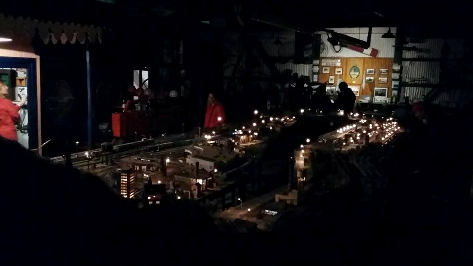 Ferroamigos Club Escobar, is a museum and Argentinian model railroading club in Escobar, Argentina. Learn more about Argentina Ferroamigos Club in Escobar and see what Ferroamigos Club in Escobar has to offer in model trains in Argentina, So visit Argentina Ferroamigos Club in Escobar At www.krafttrains.com.
Ferroamigos Club Escobar, es un museo y club ferroviario modelo argentino en Escobar, Argentina. Conozca más sobre Argentina Ferroamigos Club en Escobar y vea lo que Ferroamigos Club en Escobar tiene para ofrecer en modelos de trenes en Argentina, así que visite Argentina Ferroamigos Club en Escobar En www.krafttrains.com.
