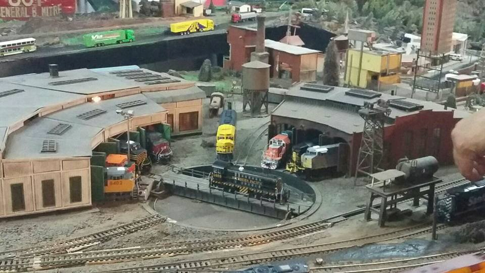 Ferroamigos Club Escobar, is a museum and Argentinian model railroading club in Escobar, Argentina. Learn more about Argentina Ferroamigos Club in Escobar and see what Ferroamigos Club in Escobar has to offer in model trains in Argentina, So visit Argentina Ferroamigos Club in Escobar At www.krafttrains.com.
Ferroamigos Club Escobar, es un museo y club ferroviario modelo argentino en Escobar, Argentina. Conozca más sobre Argentina Ferroamigos Club en Escobar y vea lo que Ferroamigos Club en Escobar tiene para ofrecer en modelos de trenes en Argentina, así que visite Argentina Ferroamigos Club en Escobar En www.krafttrains.com.
