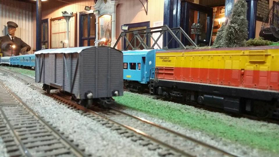 Ferroamigos Club Escobar, is a museum and Argentinian model railroading club in Escobar, Argentina. Learn more about Argentina Ferroamigos Club in Escobar and see what Ferroamigos Club in Escobar has to offer in model trains in Argentina, So visit Argentina Ferroamigos Club in Escobar At www.krafttrains.com.
Ferroamigos Club Escobar, es un museo y club ferroviario modelo argentino en Escobar, Argentina. Conozca más sobre Argentina Ferroamigos Club en Escobar y vea lo que Ferroamigos Club en Escobar tiene para ofrecer en modelos de trenes en Argentina, así que visite Argentina Ferroamigos Club en Escobar En www.krafttrains.com.
