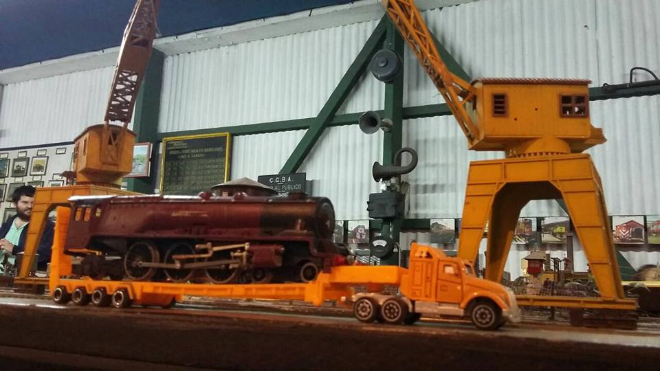 Ferroamigos Club Escobar, is a museum and Argentinian model railroading club in Escobar, Argentina. Learn more about Argentina Ferroamigos Club in Escobar and see what Ferroamigos Club in Escobar has to offer in model trains in Argentina, So visit Argentina Ferroamigos Club in Escobar At www.krafttrains.com.
Ferroamigos Club Escobar, es un museo y club ferroviario modelo argentino en Escobar, Argentina. Conozca más sobre Argentina Ferroamigos Club en Escobar y vea lo que Ferroamigos Club en Escobar tiene para ofrecer en modelos de trenes en Argentina, así que visite Argentina Ferroamigos Club en Escobar En www.krafttrains.com.
