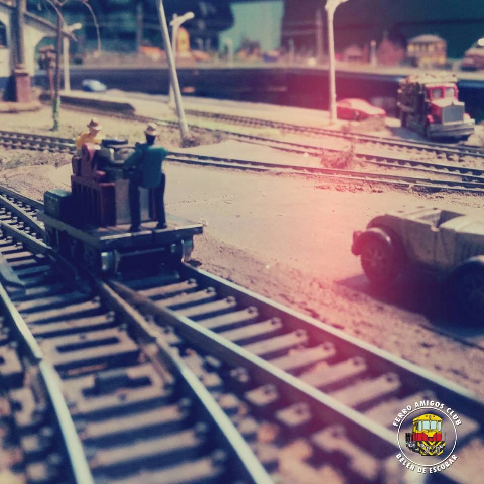 Ferroamigos Club Escobar, is a museum and Argentinian model railroading club in Escobar, Argentina. Learn more about Argentina Ferroamigos Club in Escobar and see what Ferroamigos Club in Escobar has to offer in model trains in Argentina, So visit Argentina Ferroamigos Club in Escobar At www.krafttrains.com.
Ferroamigos Club Escobar, es un museo y club ferroviario modelo argentino en Escobar, Argentina. Conozca más sobre Argentina Ferroamigos Club en Escobar y vea lo que Ferroamigos Club en Escobar tiene para ofrecer en modelos de trenes en Argentina, así que visite Argentina Ferroamigos Club en Escobar En www.krafttrains.com.

