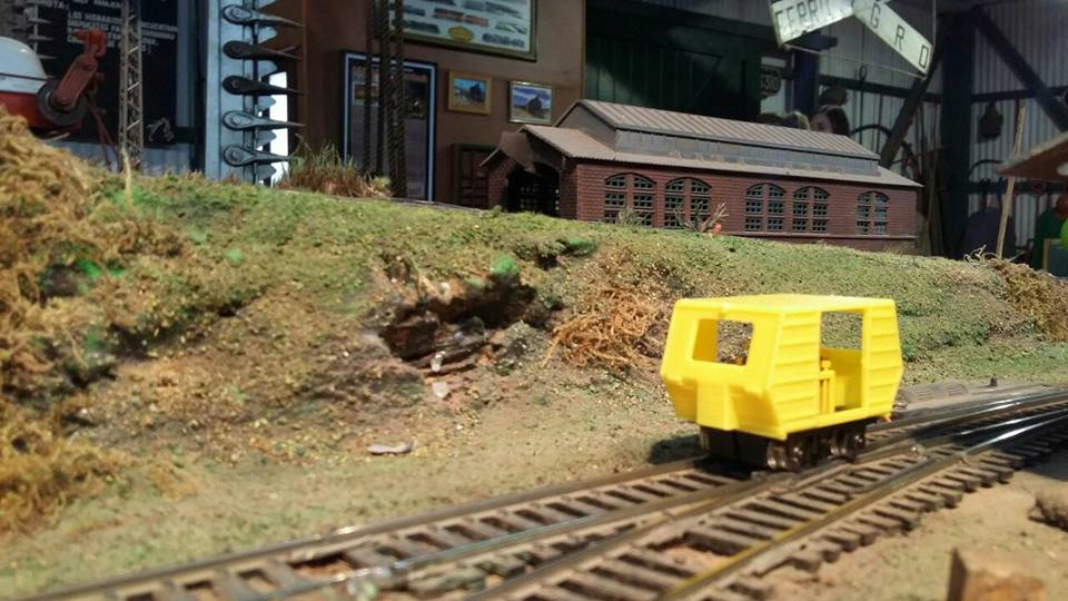 Ferroamigos Club Escobar, is a museum and Argentinian model railroading club in Escobar, Argentina. Learn more about Argentina Ferroamigos Club in Escobar and see what Ferroamigos Club in Escobar has to offer in model trains in Argentina, So visit Argentina Ferroamigos Club in Escobar At www.krafttrains.com.
Ferroamigos Club Escobar, es un museo y club ferroviario modelo argentino en Escobar, Argentina. Conozca más sobre Argentina Ferroamigos Club en Escobar y vea lo que Ferroamigos Club en Escobar tiene para ofrecer en modelos de trenes en Argentina, así que visite Argentina Ferroamigos Club en Escobar En www.krafttrains.com.
