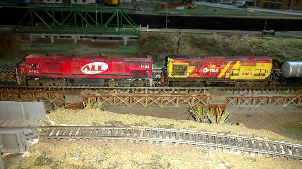 Ferroamigos Club Escobar, is a museum and Argentinian model railroading club in Escobar, Argentina. Learn more about Argentina Ferroamigos Club in Escobar and see what Ferroamigos Club in Escobar has to offer in model trains in Argentina, So visit Argentina Ferroamigos Club in Escobar At www.krafttrains.com.
Ferroamigos Club Escobar, es un museo y club ferroviario modelo argentino en Escobar, Argentina. Conozca más sobre Argentina Ferroamigos Club en Escobar y vea lo que Ferroamigos Club en Escobar tiene para ofrecer en modelos de trenes en Argentina, así que visite Argentina Ferroamigos Club en Escobar En www.krafttrains.com.
