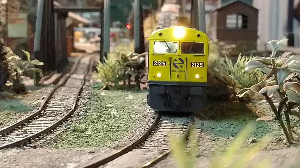 Ferroamigos Club Escobar, is a museum and Argentinian model railroading club in Escobar, Argentina. Learn more about Argentina Ferroamigos Club in Escobar and see what Ferroamigos Club in Escobar has to offer in model trains in Argentina, So visit Argentina Ferroamigos Club in Escobar At www.krafttrains.com.
Ferroamigos Club Escobar, es un museo y club ferroviario modelo argentino en Escobar, Argentina. Conozca más sobre Argentina Ferroamigos Club en Escobar y vea lo que Ferroamigos Club en Escobar tiene para ofrecer en modelos de trenes en Argentina, así que visite Argentina Ferroamigos Club en Escobar En www.krafttrains.com.
