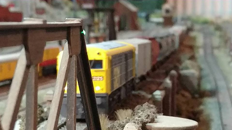 Ferroamigos Club Escobar, is a museum and Argentinian model railroading club in Escobar, Argentina. Learn more about Argentina Ferroamigos Club in Escobar and see what Ferroamigos Club in Escobar has to offer in model trains in Argentina, So visit Argentina Ferroamigos Club in Escobar At www.krafttrains.com.
Ferroamigos Club Escobar, es un museo y club ferroviario modelo argentino en Escobar, Argentina. Conozca más sobre Argentina Ferroamigos Club en Escobar y vea lo que Ferroamigos Club en Escobar tiene para ofrecer en modelos de trenes en Argentina, así que visite Argentina Ferroamigos Club en Escobar En www.krafttrains.com.
