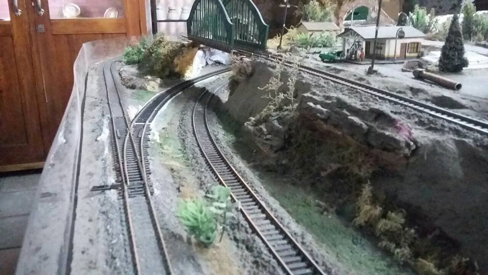 Ferroamigos Club Escobar, is a museum and Argentinian model railroading club in Escobar, Argentina. Learn more about Argentina Ferroamigos Club in Escobar and see what Ferroamigos Club in Escobar has to offer in model trains in Argentina, So visit Argentina Ferroamigos Club in Escobar At www.krafttrains.com.
Ferroamigos Club Escobar, es un museo y club ferroviario modelo argentino en Escobar, Argentina. Conozca más sobre Argentina Ferroamigos Club en Escobar y vea lo que Ferroamigos Club en Escobar tiene para ofrecer en modelos de trenes en Argentina, así que visite Argentina Ferroamigos Club en Escobar En www.krafttrains.com.
