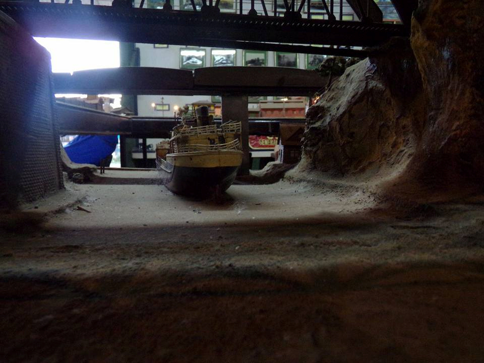 Ferroamigos Club Escobar, is a museum and Argentinian model railroading club in Escobar, Argentina. Learn more about Argentina Ferroamigos Club in Escobar and see what Ferroamigos Club in Escobar has to offer in model trains in Argentina, So visit Argentina Ferroamigos Club in Escobar At www.krafttrains.com.
Ferroamigos Club Escobar, es un museo y club ferroviario modelo argentino en Escobar, Argentina. Conozca más sobre Argentina Ferroamigos Club en Escobar y vea lo que Ferroamigos Club en Escobar tiene para ofrecer en modelos de trenes en Argentina, así que visite Argentina Ferroamigos Club en Escobar En www.krafttrains.com.
