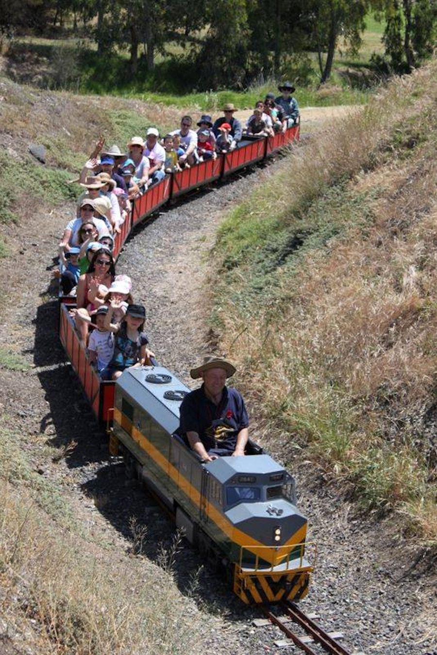 The Altona Miniature Railway (AMR) is a hobby club run by members that provide miniature train rides on scaled steam and diesel engines (5″ and 7 1/4″ gauge), over our 1.5 km length track in Altona Australia. Membership with Altona Miniature Railway is available to anyone who is interested in trains, scale model railroading, engineering, gardening or being involved in the local community. Altona Miniature Railway is a family friendly club that welcomes new members and their families. 