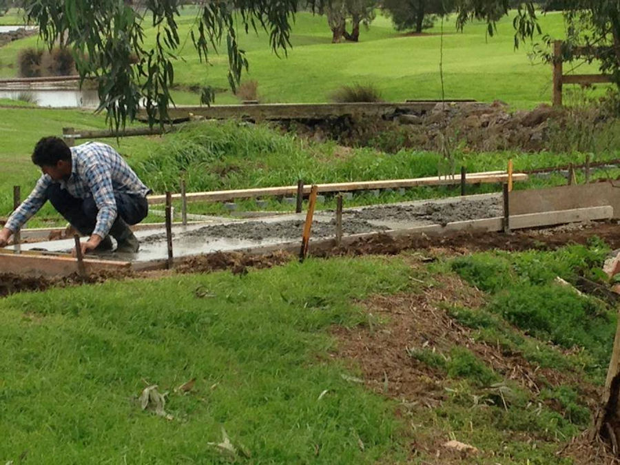 The Altona Miniature Railway (AMR) is a hobby club run by members that provide miniature train rides on scaled steam and diesel engines (5″ and 7 1/4″ gauge), over our 1.5 km length track in Altona Australia. Membership with Altona Miniature Railway is available to anyone who is interested in trains, scale model railroading, engineering, gardening or being involved in the local community. Altona Miniature Railway is a family friendly club that welcomes new members and their families. 