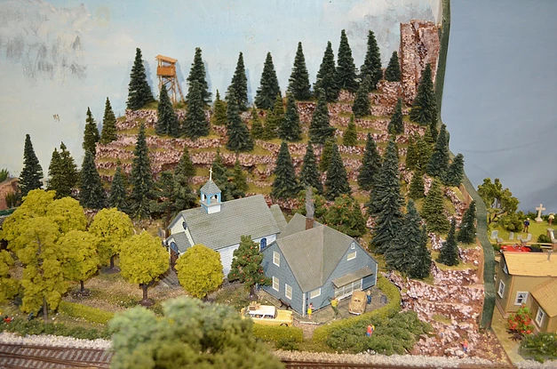 See Photos of the Delta Model Railway Club Near Vancouver Canada at www.krafttrains.com. See Photos of the Delta Model Railway Club has to offer in model railroading. The Delta Model Railway Club has a lot for you to see. Learn all about the Delta Model Railway Club Near Vancouver Canada from model railroading club history to, pitchers, videos, events, and more.