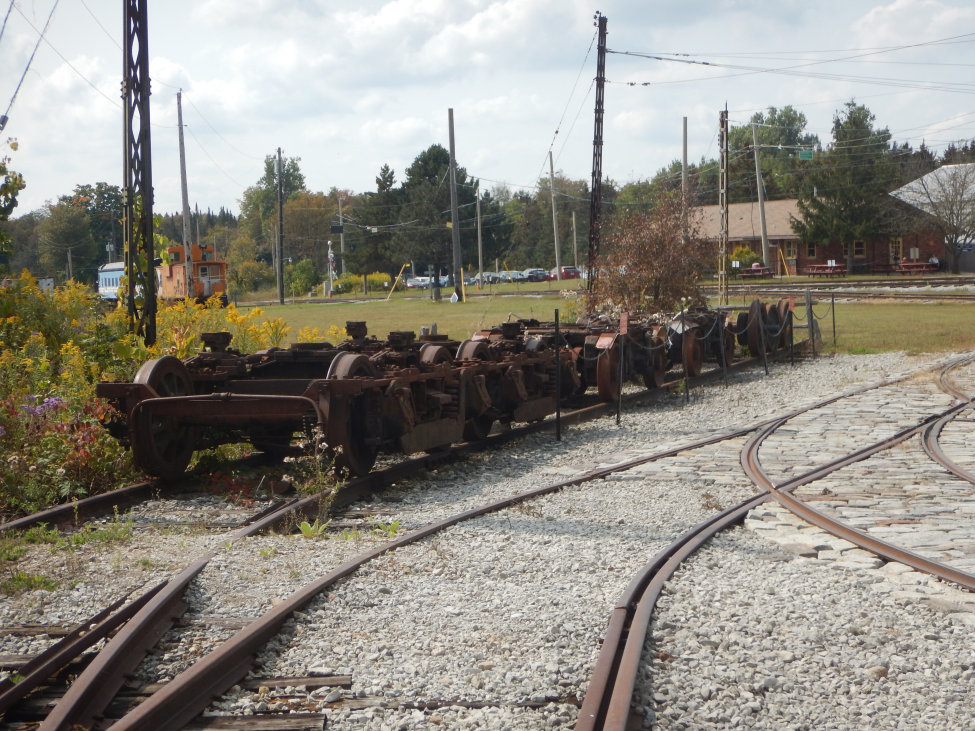 Ontario the Halton County Radial Railway (HCRR) is a full-size operating electric railway and museum, featuring historic electric railcars operating on two kilometers of scenic track. The HCRR is owned and operated by the Ontario Electric Railway Historical Association (OERHA), a non-profit, educational organization. The HCRR is proud to be Ontario’s first and largest electric railway museum.
The OERHA is made up of active members who volunteer to maintain, restore and operate the museum for its many visitors throughout the year. New members are always welcome at the HCRR, and there are many ways to lend a hand. For more trains go to www.krafttrains.com
