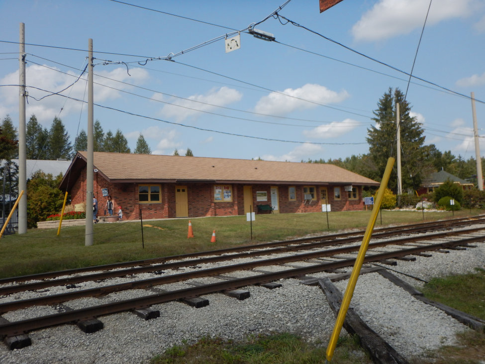 Ontario the Halton County Radial Railway (HCRR) is a full-size operating electric railway and museum, featuring historic electric railcars operating on two kilometers of scenic track. The HCRR is owned and operated by the Ontario Electric Railway Historical Association (OERHA), a non-profit, educational organization. The HCRR is proud to be Ontario’s first and largest electric railway museum.
The OERHA is made up of active members who volunteer to maintain, restore and operate the museum for its many visitors throughout the year. New members are always welcome at the HCRR, and there are many ways to lend a hand. For more trains go to www.krafttrains.com
