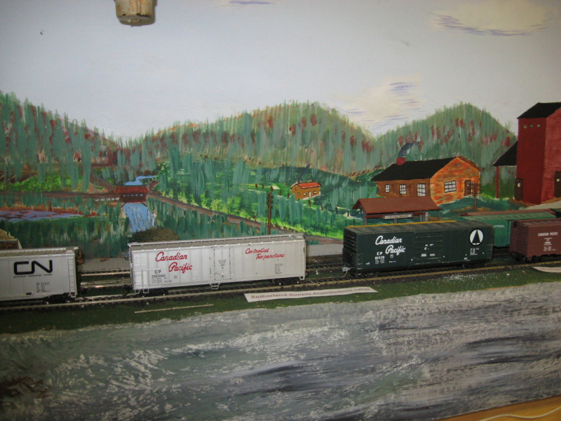 Kraft Trains railroading clubs around the world at Muskoka Model Railway Club
Muskoka Ontario Canada
