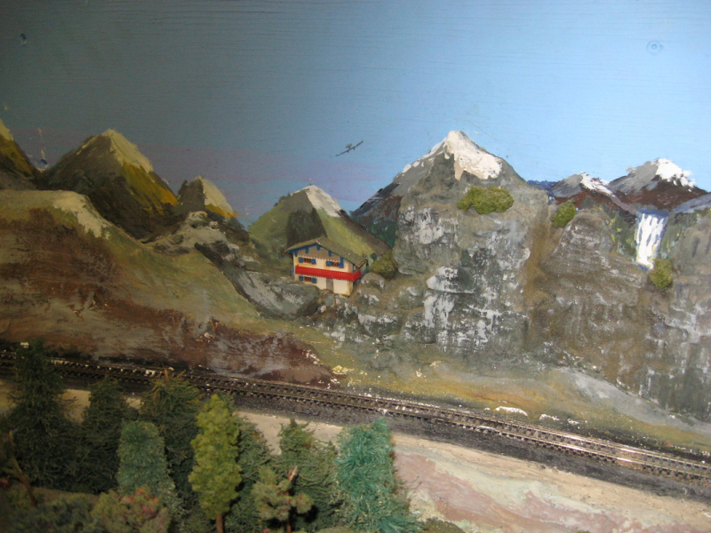 Kraft Trains railroading clubs around the world at Muskoka Model Railway Club
Muskoka Ontario Canada