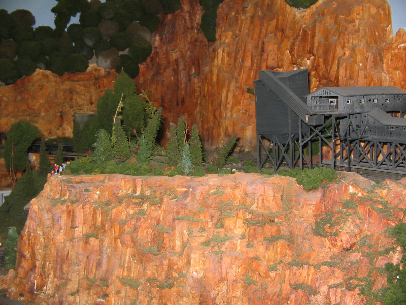 The Scarborough Model Railroad Club 2009 N Scale & HO Scale