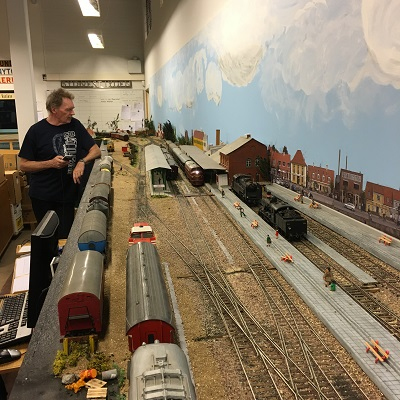 Travel to Denmark Albertslund The Danish Model Railroad Club. See what model railroading train clubs in Denmark Albertslund The Danish Model Railroad Club has to offer.The Danish model railroading train clubs in Denmark Albertslund. For model railroading train clubs in Denmark visit KraftTrains.com

TRejser til Danmark. Se hvilken model jernbanestationer i Danmark. Danske model railroading togklubber i Danmark. Danske modelbaneklubber i Danmark. For model railroading togklubber i Danmark besøg KraftTrains.com