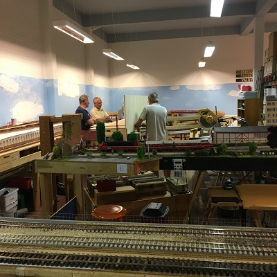 Travel to Denmark Albertslund The Danish Model Railroad Club. See what model railroading train clubs in Denmark Albertslund The Danish Model Railroad Club has to offer.The Danish model railroading train clubs in Denmark Albertslund. For model railroading train clubs in Denmark visit KraftTrains.com

TRejser til Danmark. Se hvilken model jernbanestationer i Danmark. Danske model railroading togklubber i Danmark. Danske modelbaneklubber i Danmark. For model railroading togklubber i Danmark besøg KraftTrains.com
