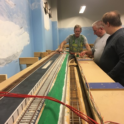 Travel to Denmark Albertslund The Danish Model Railroad Club. See what model railroading train clubs in Denmark Albertslund The Danish Model Railroad Club has to offer.The Danish model railroading train clubs in Denmark Albertslund. For model railroading train clubs in Denmark visit KraftTrains.com

TRejser til Danmark. Se hvilken model jernbanestationer i Danmark. Danske model railroading togklubber i Danmark. Danske modelbaneklubber i Danmark. For model railroading togklubber i Danmark besøg KraftTrains.com