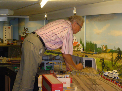 Travel to Denmark Albertslund The Danish Model Railroad Club. See what model railroading train clubs in Denmark Albertslund The Danish Model Railroad Club has to offer.The Danish model railroading train clubs in Denmark Albertslund. For model railroading train clubs in Denmark visit KraftTrains.com

TRejser til Danmark. Se hvilken model jernbanestationer i Danmark. Danske model railroading togklubber i Danmark. Danske modelbaneklubber i Danmark. For model railroading togklubber i Danmark besøg KraftTrains.com