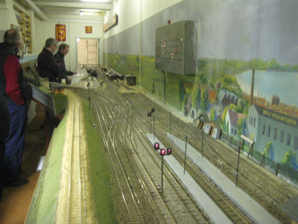 Travel to Denmark Albertslund The Danish Model Railroad Club. See what model railroading train clubs in Denmark Albertslund The Danish Model Railroad Club has to offer.The Danish model railroading train clubs in Denmark Albertslund. For model railroading train clubs in Denmark visit KraftTrains.com

TRejser til Danmark. Se hvilken model jernbanestationer i Danmark. Danske model railroading togklubber i Danmark. Danske modelbaneklubber i Danmark. For model railroading togklubber i Danmark besøg KraftTrains.com