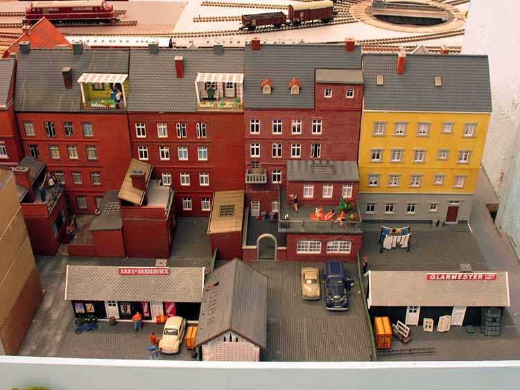Model railway club HO Aalborg Denmark By KraftTrains.com. Go through the Model railway club H0 Aalborg in Aalborg Denmark and see what the Model railway club HO Aalborg Denmark has at www.KraftTrains.com .
Model jernbaneklub HO Aalborg Danmark Af KraftTrains.com. Gå gennem Model jernbaneklub H0 Aalborg i Aalborg Danmark og se, hvad Model jernbaneklub HO Aalborg Denmark har på www.KraftTrains.com. 
