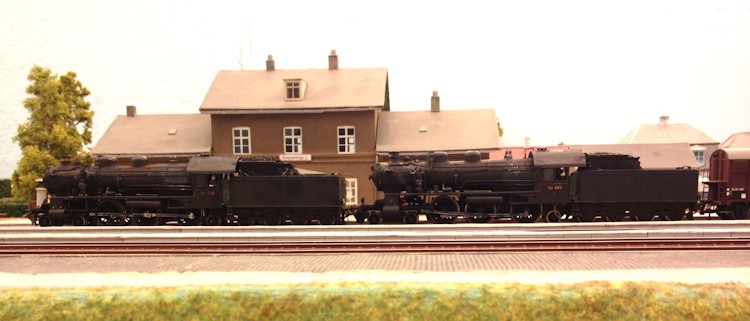 Model railway club HO Aalborg Denmark By KraftTrains.com. Go through the Model railway club H0 Aalborg in Aalborg Denmark and see what the Model railway club HO Aalborg Denmark has at www.KraftTrains.com .
Model jernbaneklub HO Aalborg Danmark Af KraftTrains.com. Gå gennem Model jernbaneklub H0 Aalborg i Aalborg Danmark og se, hvad Model jernbaneklub HO Aalborg Denmark har på www.KraftTrains.com. 
