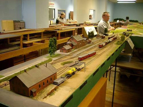 Model railway club HO Aalborg Denmark By KraftTrains.com. Go through the Model railway club H0 Aalborg in Aalborg Denmark and see what the Model railway club HO Aalborg Denmark has at www.KraftTrains.com .
Model jernbaneklub HO Aalborg Danmark Af KraftTrains.com. Gå gennem Model jernbaneklub H0 Aalborg i Aalborg Danmark og se, hvad Model jernbaneklub HO Aalborg Denmark har på www.KraftTrains.com. 
