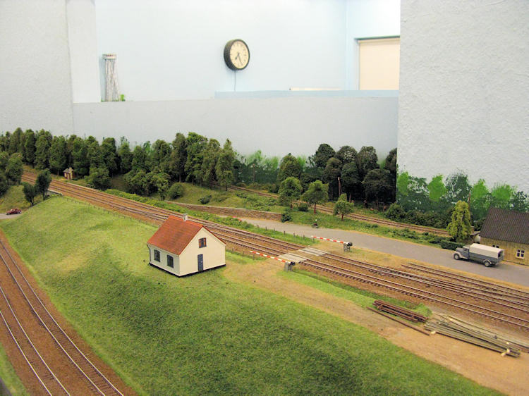 Model railway club HO Aalborg Denmark By KraftTrains.com. Go through the Model railway club H0 Aalborg in Aalborg Denmark and see what the Model railway club HO Aalborg Denmark has at www.KraftTrains.com .
Model jernbaneklub HO Aalborg Danmark Af KraftTrains.com. Gå gennem Model jernbaneklub H0 Aalborg i Aalborg Danmark og se, hvad Model jernbaneklub HO Aalborg Denmark har på www.KraftTrains.com. 
