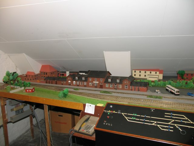 Slagelse Model Railroad Club Started in the spring of 1946. And is one of the oldest Model train Club in  Slagelse, Denmark. Learn more about the Slagelse Model Railway Club and see what the Slagelse Model Railway Club has to show you in model railroading,

 Slagelse Model Railroad Club Startet i foråret 1946. Og er en af de ældste Model Train Club i Slagelse, Danmark. Få mere at vide om Slagelse Model Railway Club og se, hvad Slagelse Model Railway Club skal vise dig i model railroading.
