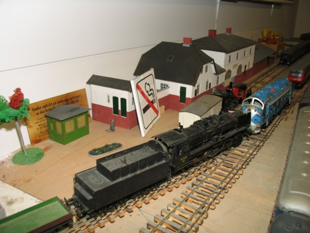 Slagelse Model Railroad Club Started in the spring of 1946. And is one of the oldest Model train Club in  Slagelse, Denmark. Learn more about the Slagelse Model Railway Club and see what the Slagelse Model Railway Club has to show you in model railroading,

 Slagelse Model Railroad Club Startet i foråret 1946. Og er en af de ældste Model Train Club i Slagelse, Danmark. Få mere at vide om Slagelse Model Railway Club og se, hvad Slagelse Model Railway Club skal vise dig i model railroading.
