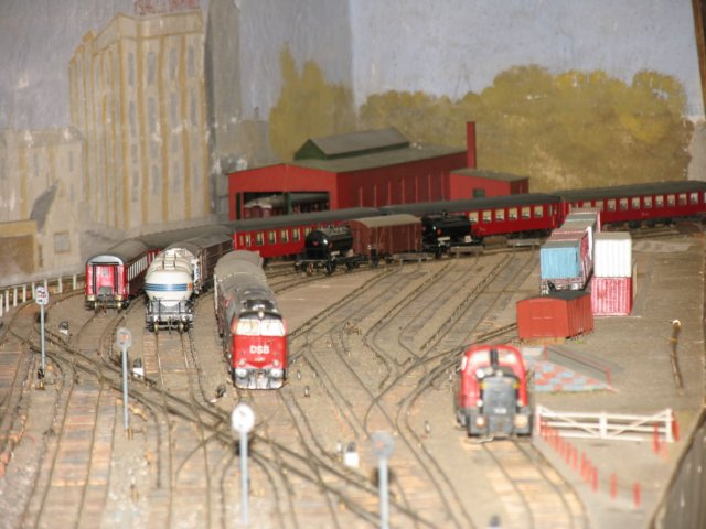 Slagelse Model Railroad Club Started in the spring of 1946. And is one of the oldest Model train Club in  Slagelse, Denmark. Learn more about the Slagelse Model Railway Club and see what the Slagelse Model Railway Club has to show you in model railroading,

 Slagelse Model Railroad Club Startet i foråret 1946. Og er en af de ældste Model Train Club i Slagelse, Danmark. Få mere at vide om Slagelse Model Railway Club og se, hvad Slagelse Model Railway Club skal vise dig i model railroading.
