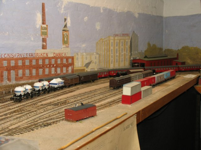 Slagelse Model Railroad Club Started in the spring of 1946. And is one of the oldest Model train Club in  Slagelse, Denmark. Learn more about the Slagelse Model Railway Club and see what the Slagelse Model Railway Club has to show you in model railroading,

 Slagelse Model Railroad Club Startet i foråret 1946. Og er en af de ældste Model Train Club i Slagelse, Danmark. Få mere at vide om Slagelse Model Railway Club og se, hvad Slagelse Model Railway Club skal vise dig i model railroading.
