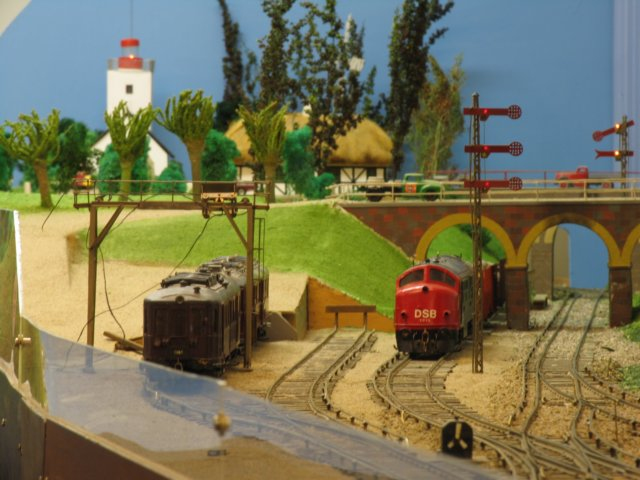 Slagelse Model Railroad Club Started in the spring of 1946. And is one of the oldest Model train Club in  Slagelse, Denmark. Learn more about the Slagelse Model Railway Club and see what the Slagelse Model Railway Club has to show you in model railroading,

 Slagelse Model Railroad Club Startet i foråret 1946. Og er en af de ældste Model Train Club i Slagelse, Danmark. Få mere at vide om Slagelse Model Railway Club og se, hvad Slagelse Model Railway Club skal vise dig i model railroading.
