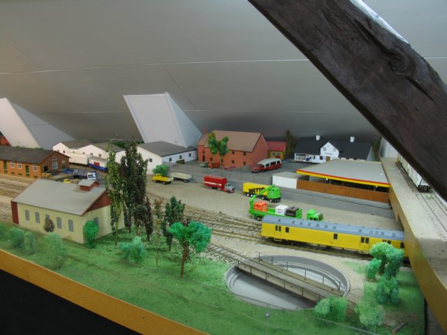 Slagelse Model Railroad Club Started in the spring of 1946. And is one of the oldest Model train Club in  Slagelse, Denmark. Learn more about the Slagelse Model Railway Club and see what the Slagelse Model Railway Club has to show you in model railroading,

 Slagelse Model Railroad Club Startet i foråret 1946. Og er en af de ældste Model Train Club i Slagelse, Danmark. Få mere at vide om Slagelse Model Railway Club og se, hvad Slagelse Model Railway Club skal vise dig i model railroading.
