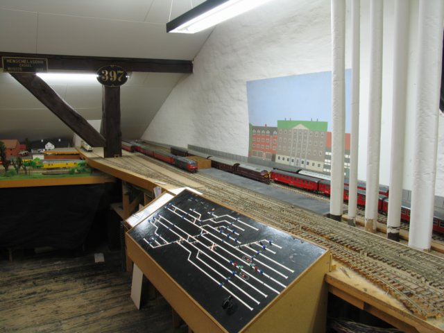 Slagelse Model Railroad Club Started in the spring of 1946. And is one of the oldest Model train Club in  Slagelse, Denmark. Learn more about the Slagelse Model Railway Club and see what the Slagelse Model Railway Club has to show you in model railroading,

 Slagelse Model Railroad Club Startet i foråret 1946. Og er en af de ældste Model Train Club i Slagelse, Danmark. Få mere at vide om Slagelse Model Railway Club og se, hvad Slagelse Model Railway Club skal vise dig i model railroading.
