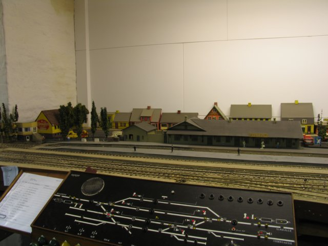 Slagelse Model Railroad Club Started in the spring of 1946. And is one of the oldest Model train Club in  Slagelse, Denmark. Learn more about the Slagelse Model Railway Club and see what the Slagelse Model Railway Club has to show you in model railroading,

 Slagelse Model Railroad Club Startet i foråret 1946. Og er en af de ældste Model Train Club i Slagelse, Danmark. Få mere at vide om Slagelse Model Railway Club og se, hvad Slagelse Model Railway Club skal vise dig i model railroading.
