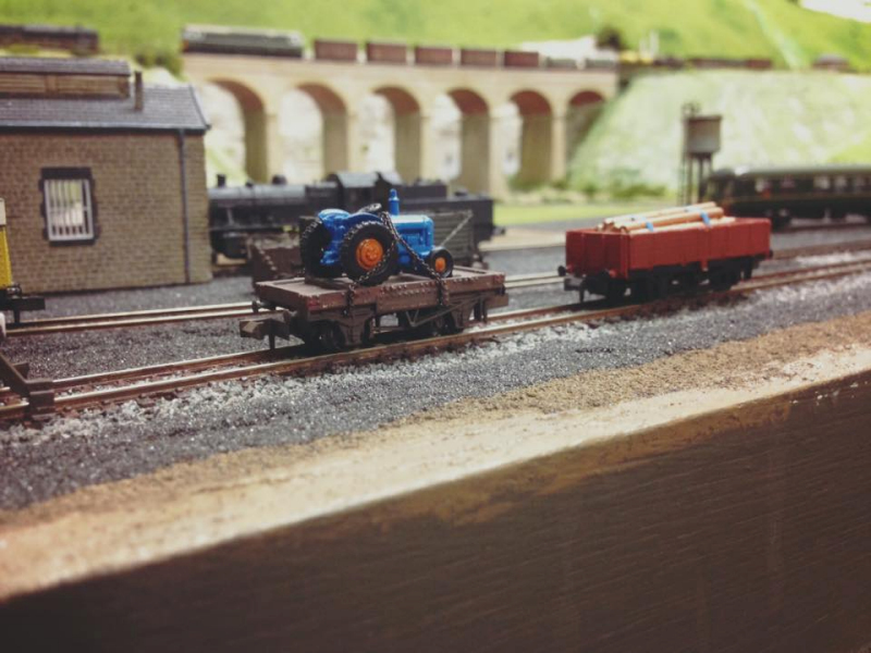 Model train clubs in London England at KraftTrains.com The Model Railway Club in London England and model train clubs around the world and more.