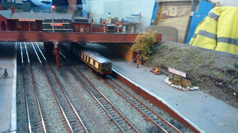 Model train clubs in London England at KraftTrains.com The Model Railway Club in London England and model train clubs around the world and more.