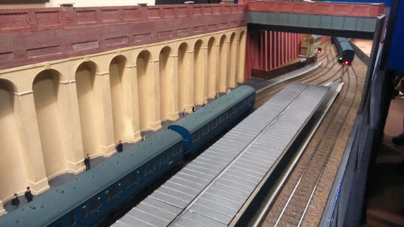 Model train clubs in London England at KraftTrains.com The Model Railway Club in London England and model train clubs around the world and more.